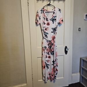 Elegant Floral Maxi Dress - Pink and White